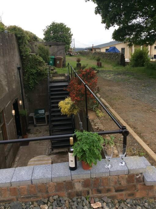 The Armoury: Stylish Ww1 Bunker Villa North Queensferry Exterior photo